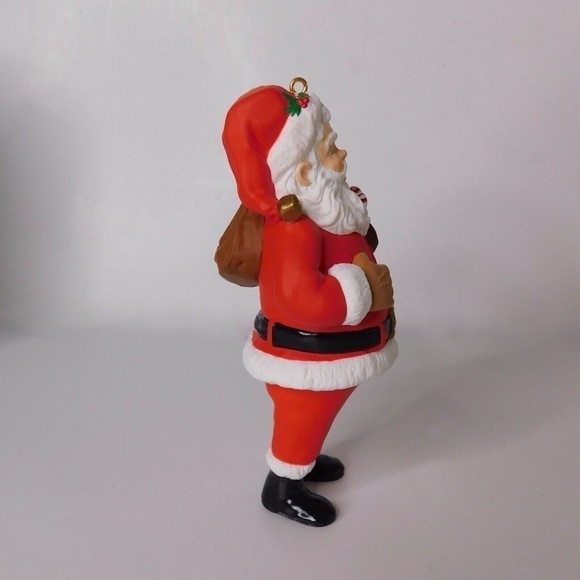 HALLMARK 1996 Vintage Keepsake Ornament Collector’s Club Christmas Santa Member - Picture 5 of 13